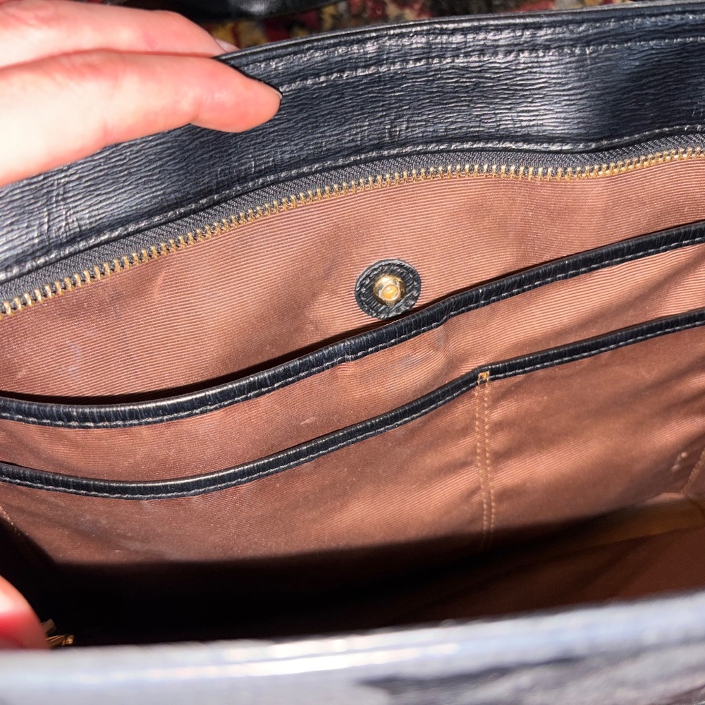 Lauren Ralph Lauren Black Leather Shoulder Tote with Front Pockets - Picture 4 of 11